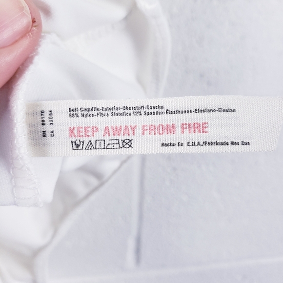 Free People Square Neckline Basique Bodysuit Thong Back White Size Medium - Picture 8 of 9